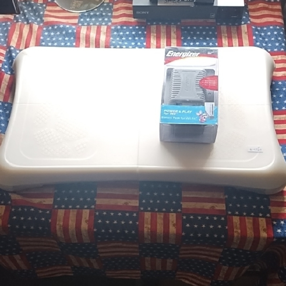 White Wii Balance Board With Power Play For Wii